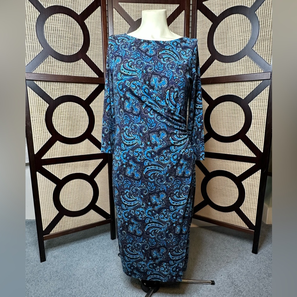 Talbots Blue Paisley Midi Dress super cute and figure flattering Size Small
